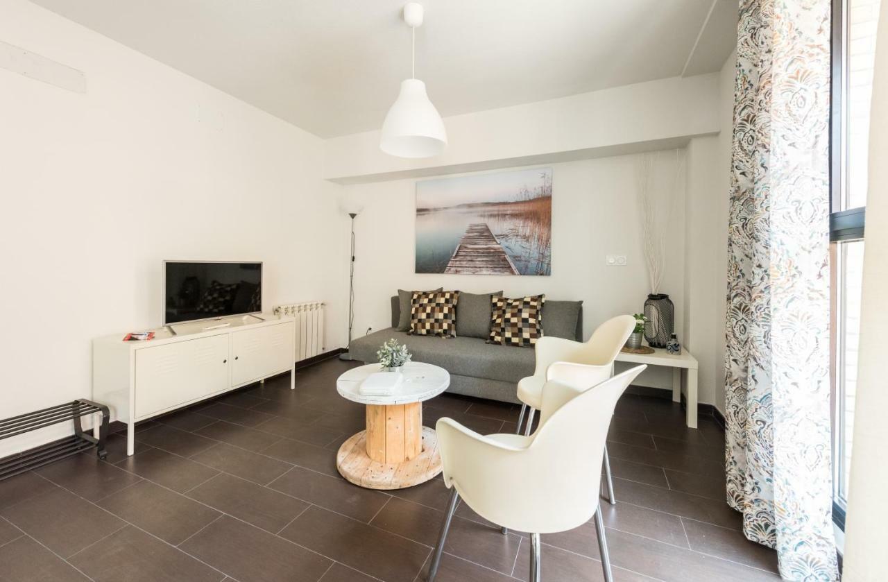 2 Habitaciones Apartamento Temporada En Lucero Madrid Luaran gambar